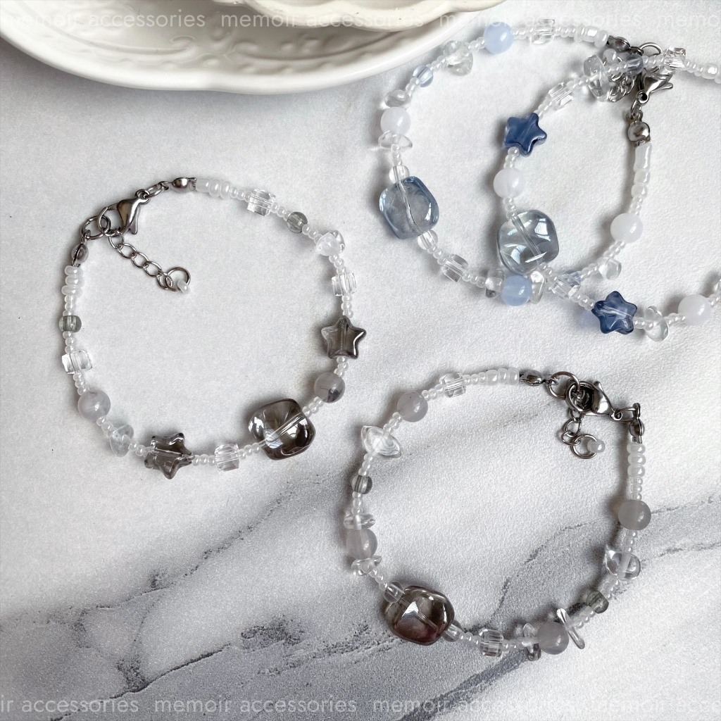 Akaka / Vòng tay trong trẻo màu trung tính - Memoir Accessories