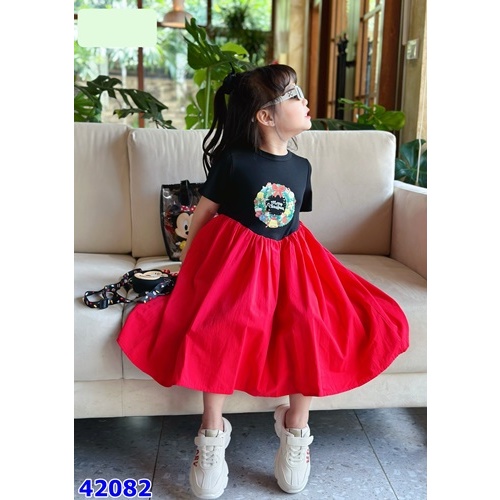 Chiếc đầm Noel đẹp xinh, xuất sắc đây ạ