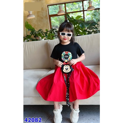 Chiếc đầm Noel đẹp xinh, xuất sắc đây ạ