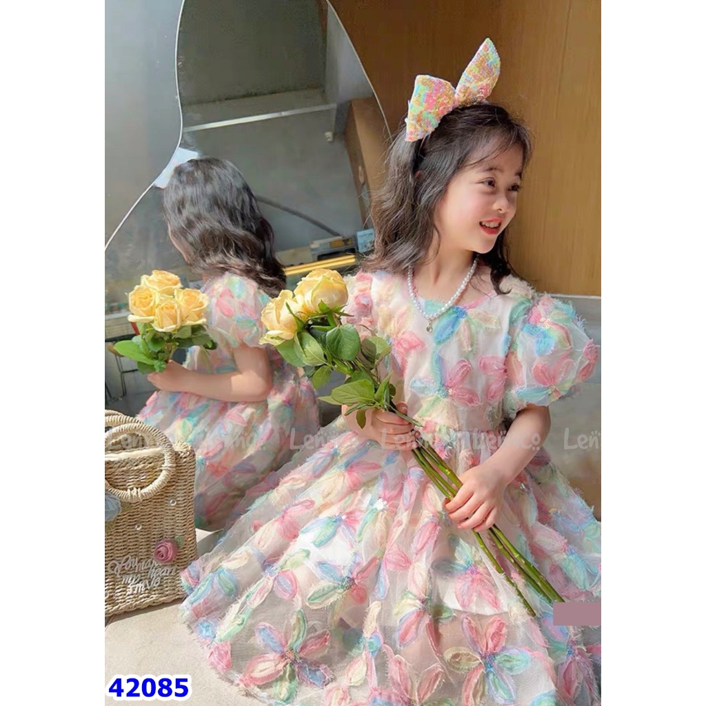 Đầm Lennco cho bé yêu mom ạ.