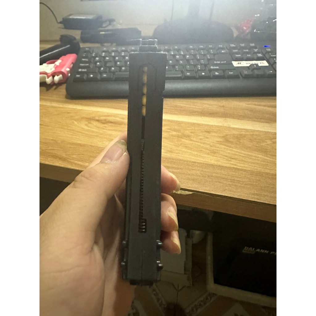 Đồ chơi mô hình AK47 trong game súng M1911 Ban Đan Nhựa