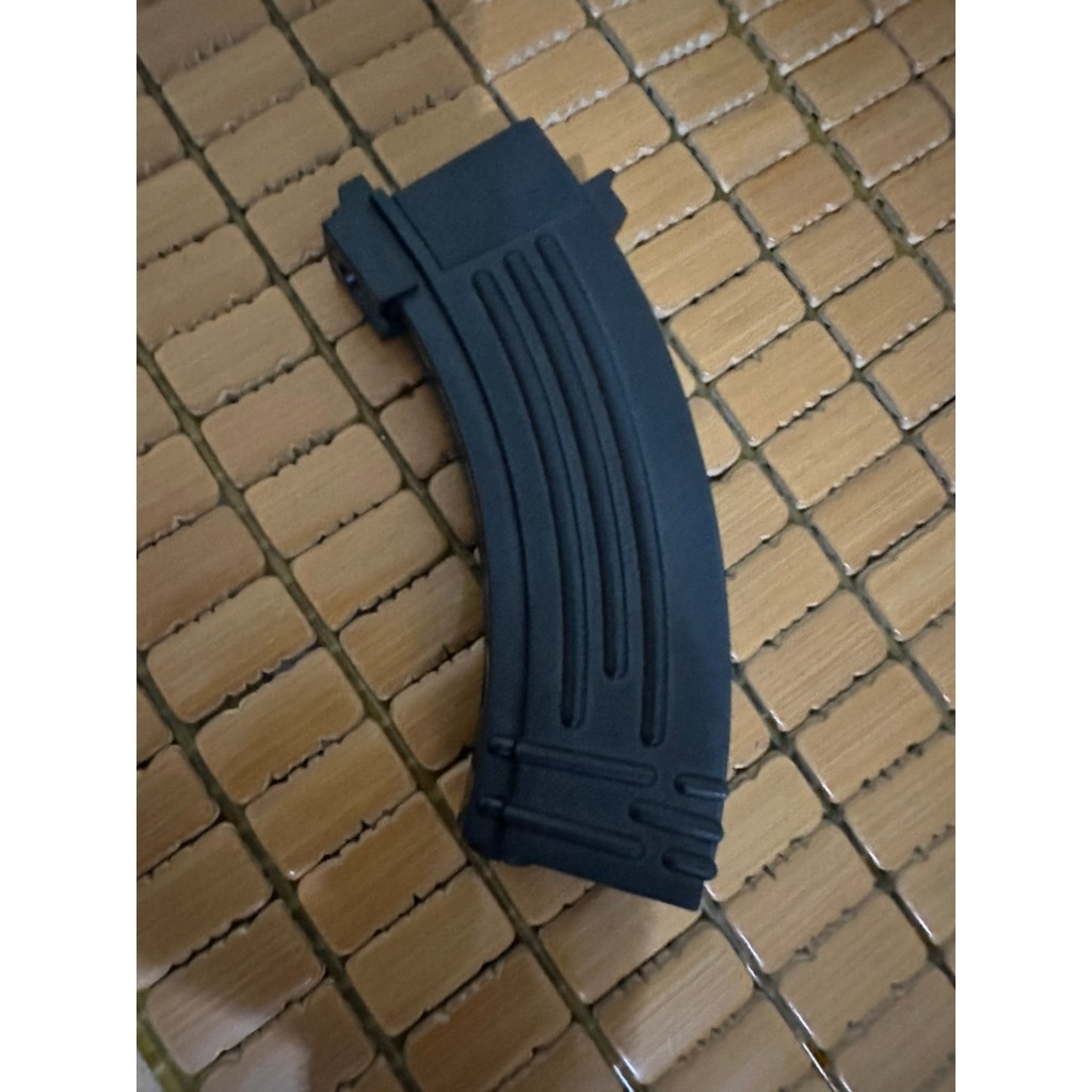 Đồ chơi mô hình AK47 trong game súng M1911 Ban Đan Nhựa