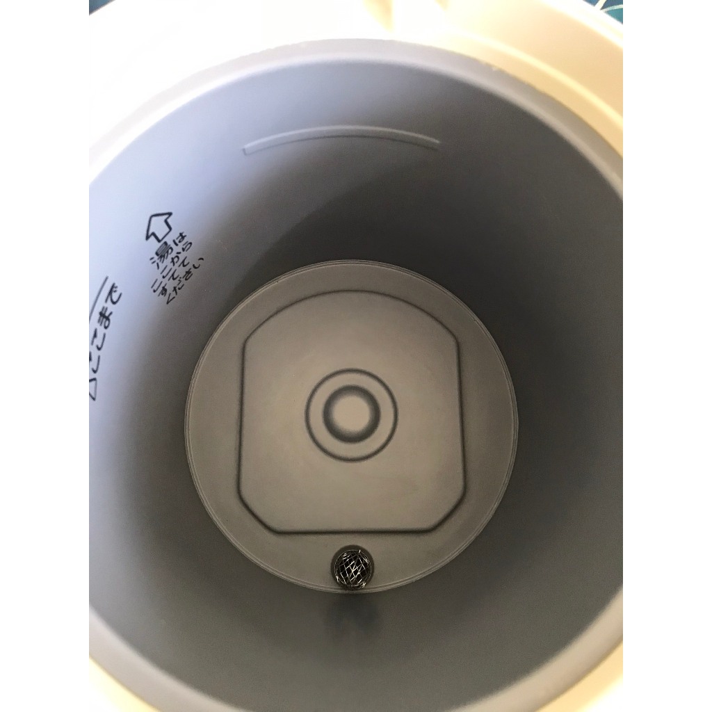 Bình thủy Nhật bãi Zojirushi CD-WS, 2.2l, lòng đẹp, 3 chế độ ủ, bảo hành 6 tháng