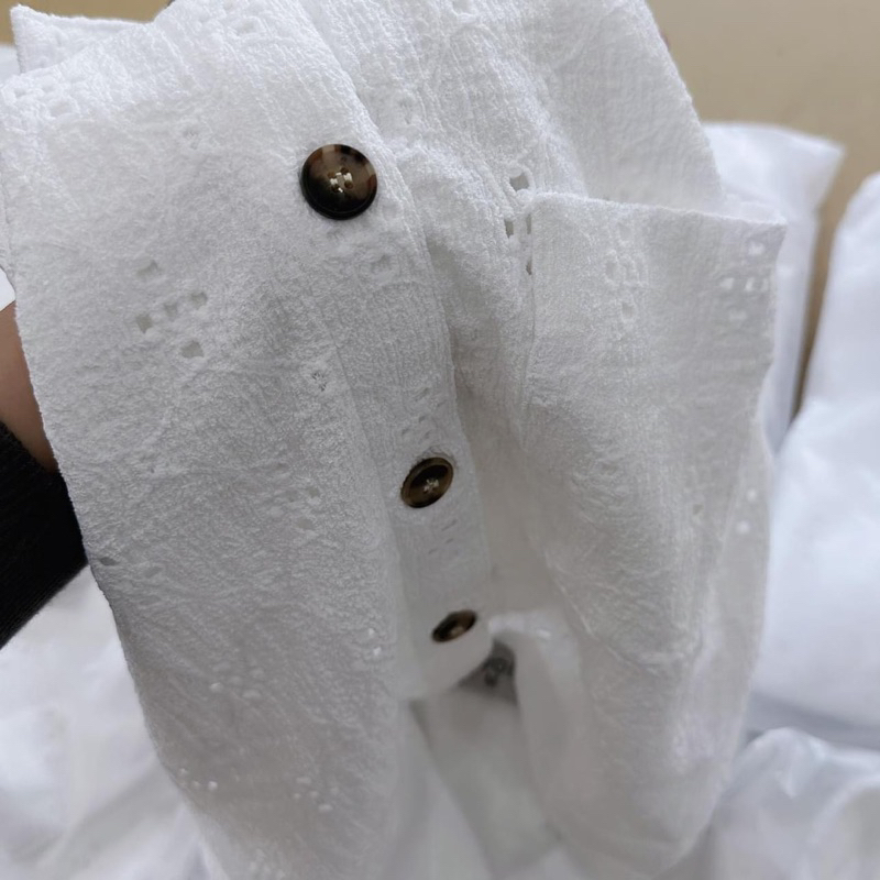 Áo nữ dáng lửng. Hình thật shop chụp cận vải