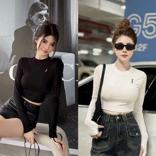 Áo dài tay cài tag chữ 2 màu trắng, đen siêu đẹp