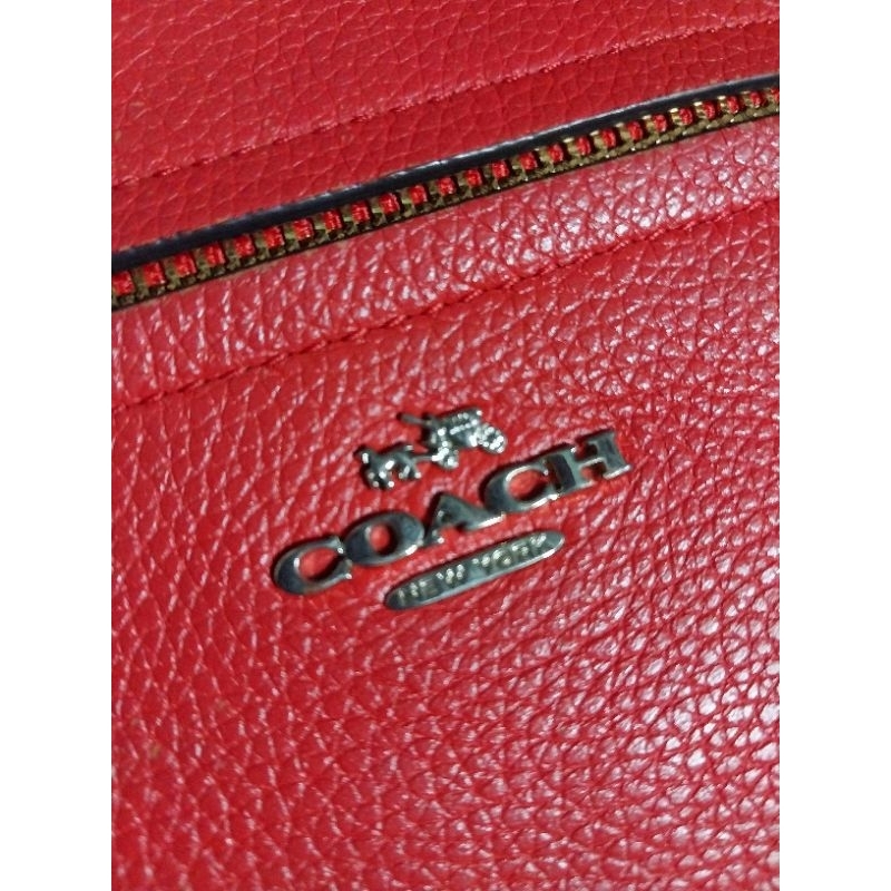 Túi tote da thật hiệu Coach màu đỏ size 33×20  nho xinh si Nhật
