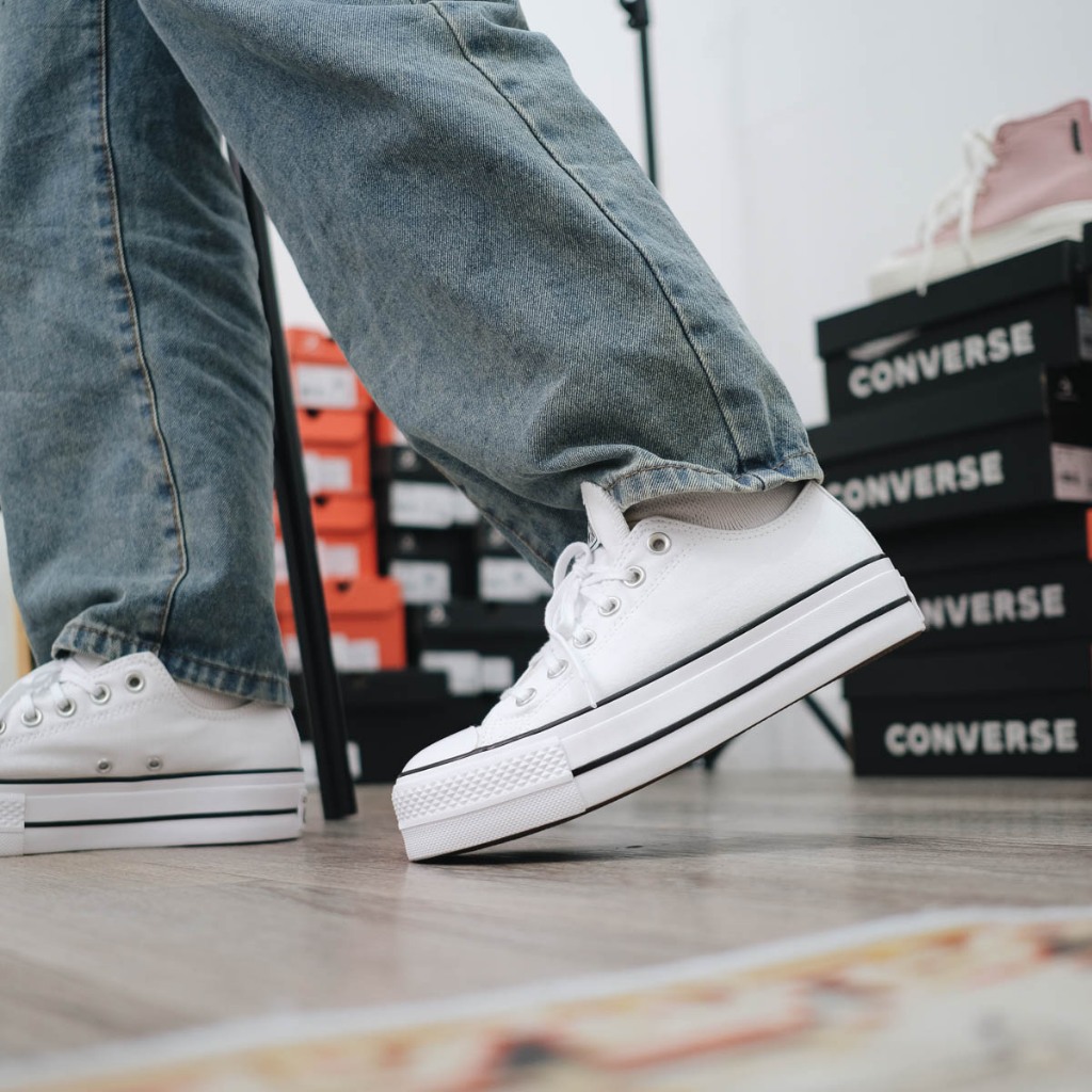 Giày Sneaker Nam/Nữ CONVERSE Chuck Taylor All Star Lift - 560251C - Cổ Thấp Trắng Đế Cao, Unisex, Chính Hãng, Full Box