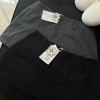 BASIC DEROSE SKIRT - Chân váy cạp trễ trơn không lưng (2 MÀU)