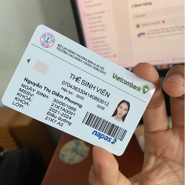 In Thẻ Nhựa Thẻ học sinh, thẻ công chức, thẻ viên chức,thẻ Nhân Viên Theo Yêu Cầu đ