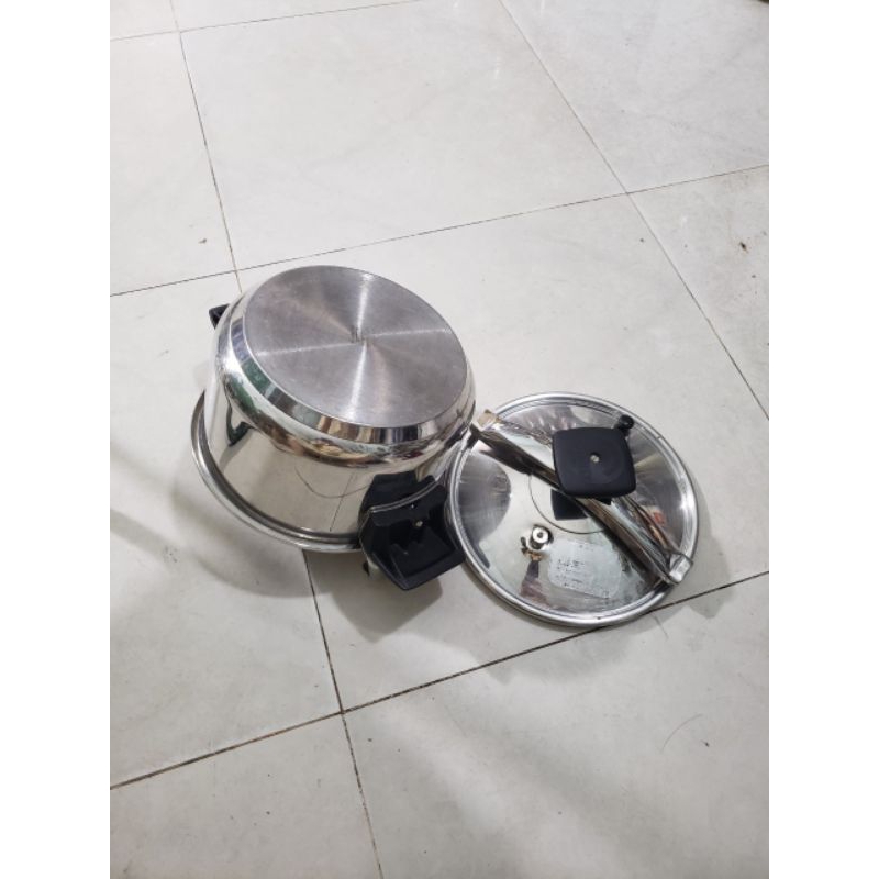 Nồi áp suất inox Bồ Đào Nha 4,5 lít, dùng bếp từ.