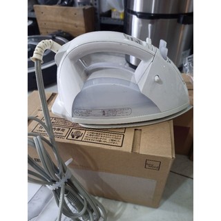 Bàn là hơi nước liền dây Nhật hiệu Toshiba