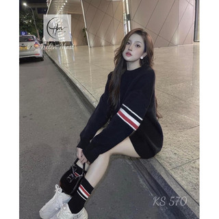 Áo Nỉ Nữ , Áo Cổ Tròn Sweater In Hình Chó 5 Vạch