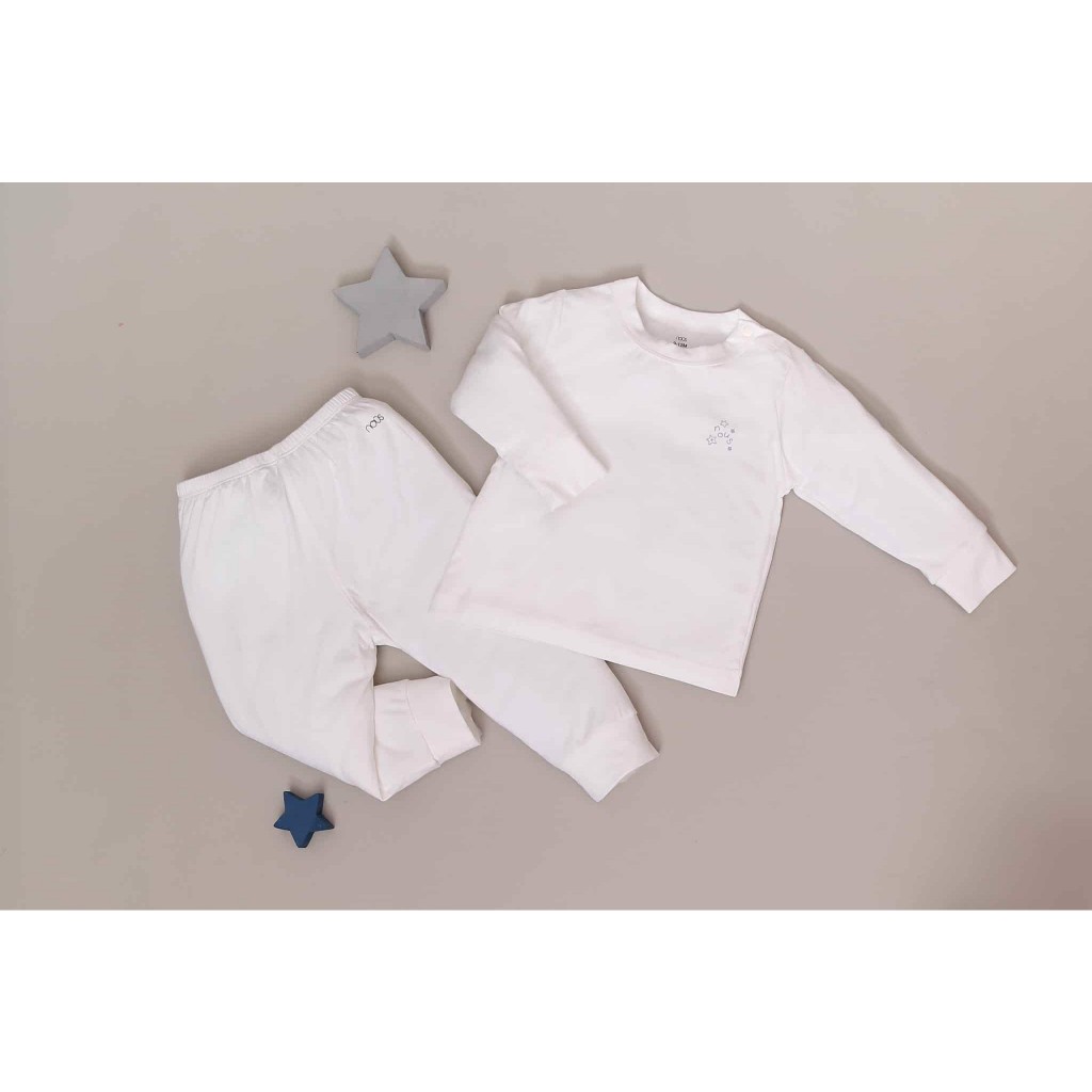 Bộ dài Nous cài vai dài trắng