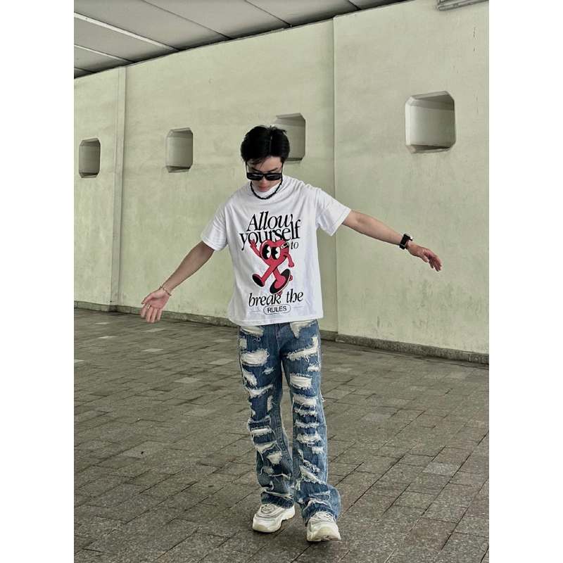 Heart Tee V2 - Áo thun trái tim trắng