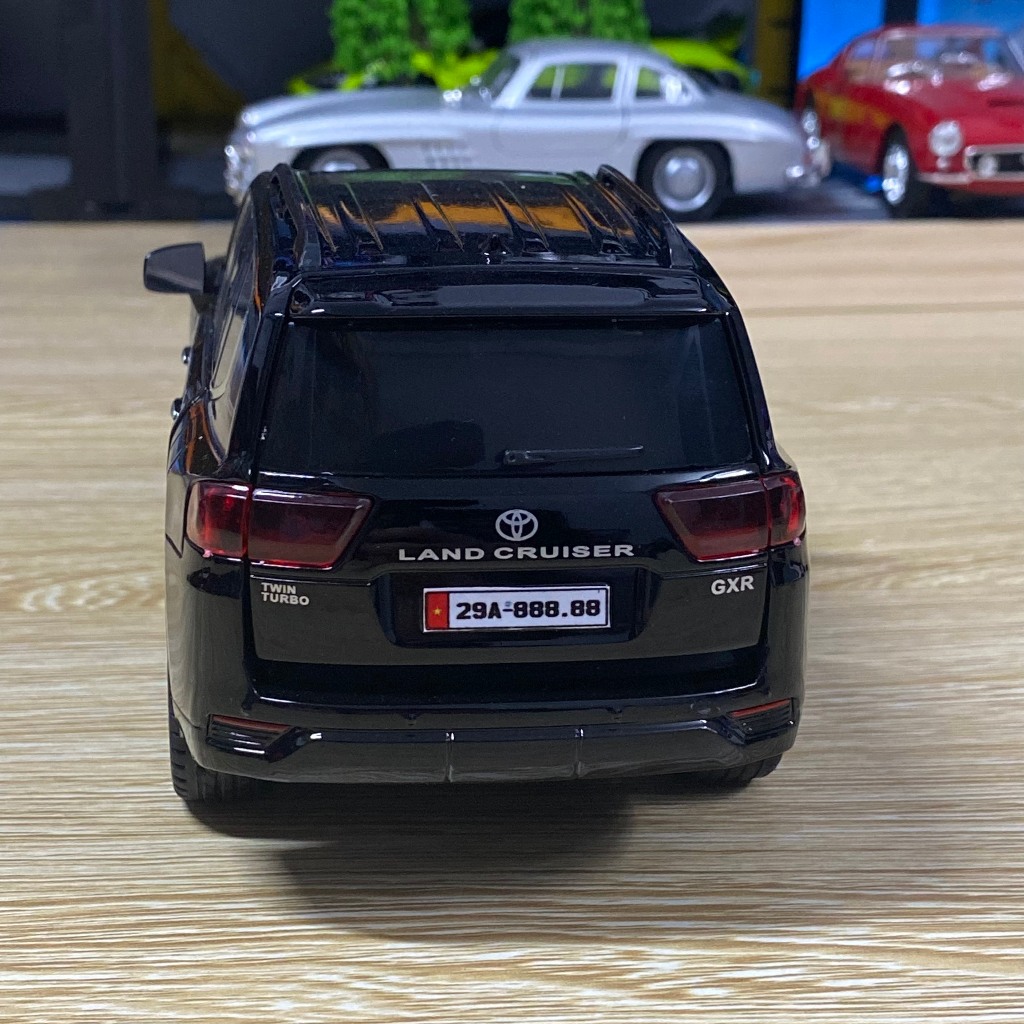 Biển Số Xe Ô tô Mô Hình Kim Loại 1/24 Bằng Decan