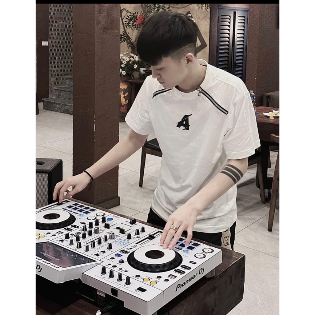 Áo thun unisex nam nư chữ A phối 2 khoá cực đẹp chất liệu cotton