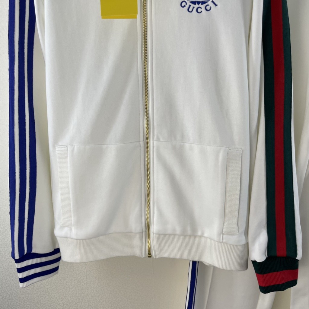 Áo Khoác Gucci Logo Thêu Adidas Chất Liệu Umi Hàn Cao Cấp - Áo Khoác Cổ Cao Mẫu Mới Nhất 2023