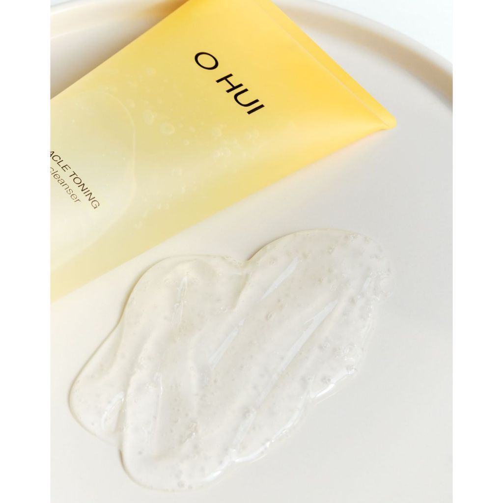 Tuýp Sữa Rửa Mặt Ohui làm trắng da chứa AHA/PHA OHUI Miracle Toning Jelly Cleanser 180ml lương ngô ohui