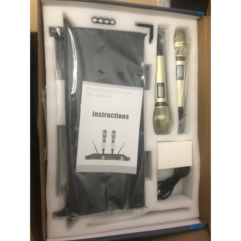 Micro karaoke không dây Sennheiser SKM-9000