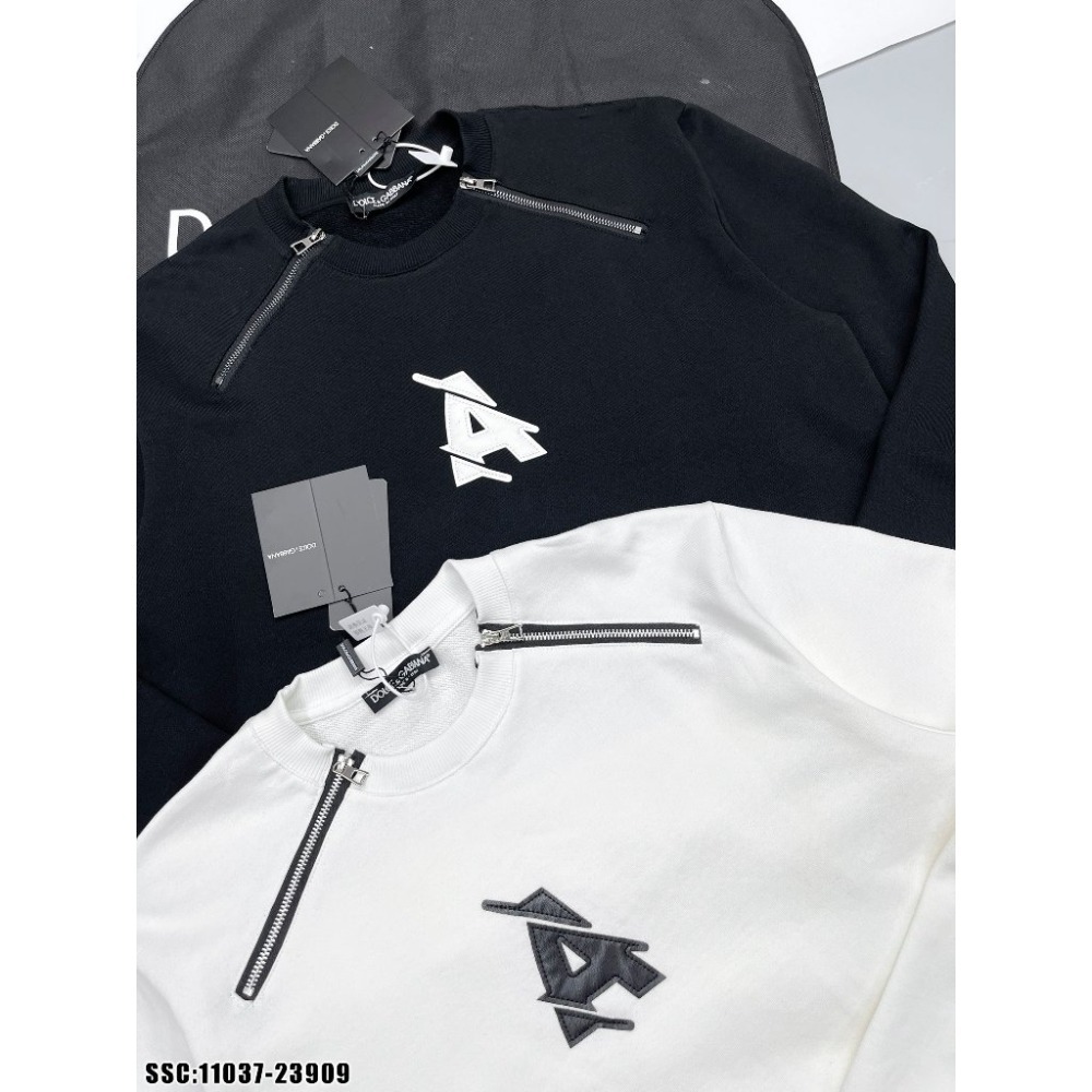 Áo nỉ nam hình thêu chữ A mix 2 khóa cổ cực chất - Áo sweater nam nữ hình thêu DA chữ A phối khóa cao cấp Trend 2023