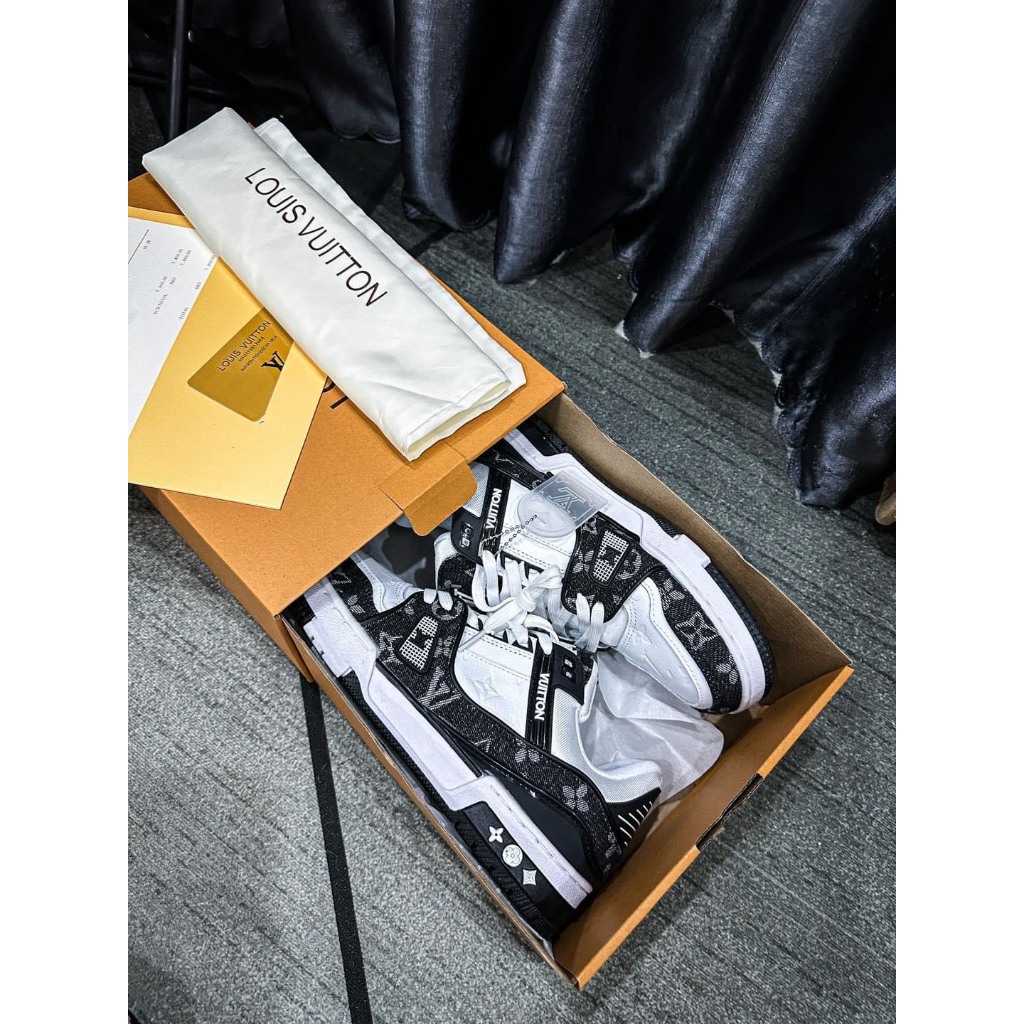 Giày Sneaker_ LV Trainer, Louis Vuitton Trainer Black White, Giày LV Louis Vuitton HÀNG CAO CẤP -Công Giày Sneaker