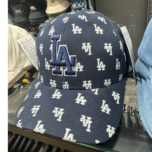 Nón Mũ Lưỡi Trai ,Nón Kết Nam ,Nữ/ Hàng Thêu Chữ  Trên Vành, Chất Liệu Vải Thoáng Mát