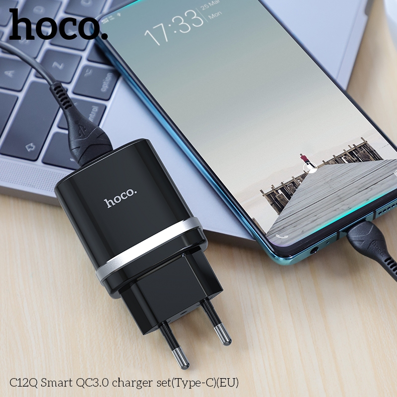 Bộ sạc Hoco C12Q  hỗ trợ sạc nhanh 3A,PD 18W, tương thích nhiều dòng Samsung/Huawei/Xiaomi