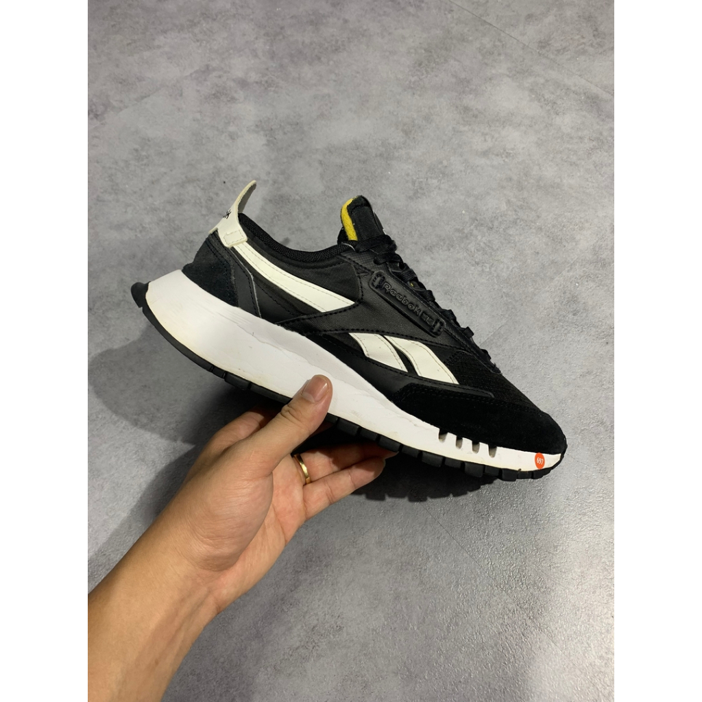2hand giày Reebok Classic Leather Legacy 'Black White' GY2724 SIZE 40.5