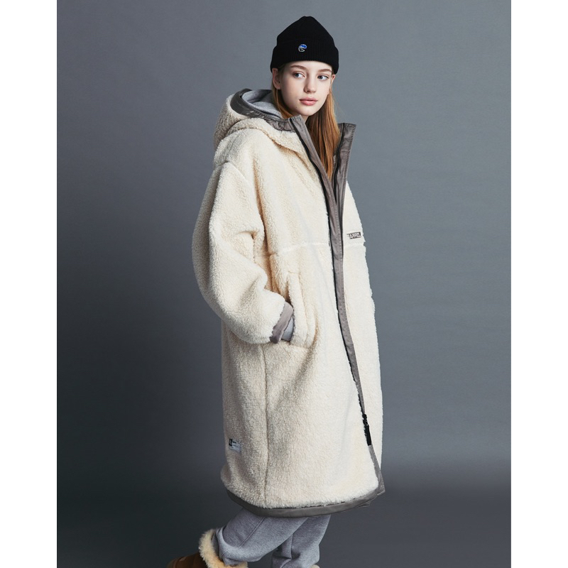 Áo khoác unisex dáng oversize  hàn quốc,có mũ mặc hai mặt