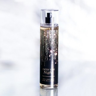 Xịt thơm toàn thân Body Mist Bath & Body Works Into The Night 236ml