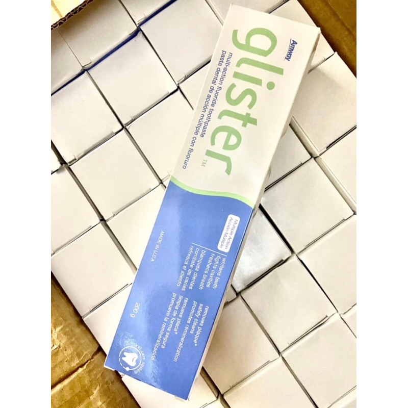 Kem đánh răng Glister hương bạc hà 200g giúp răng trắng sáng giảm ố vàng hơi thở thơm mát