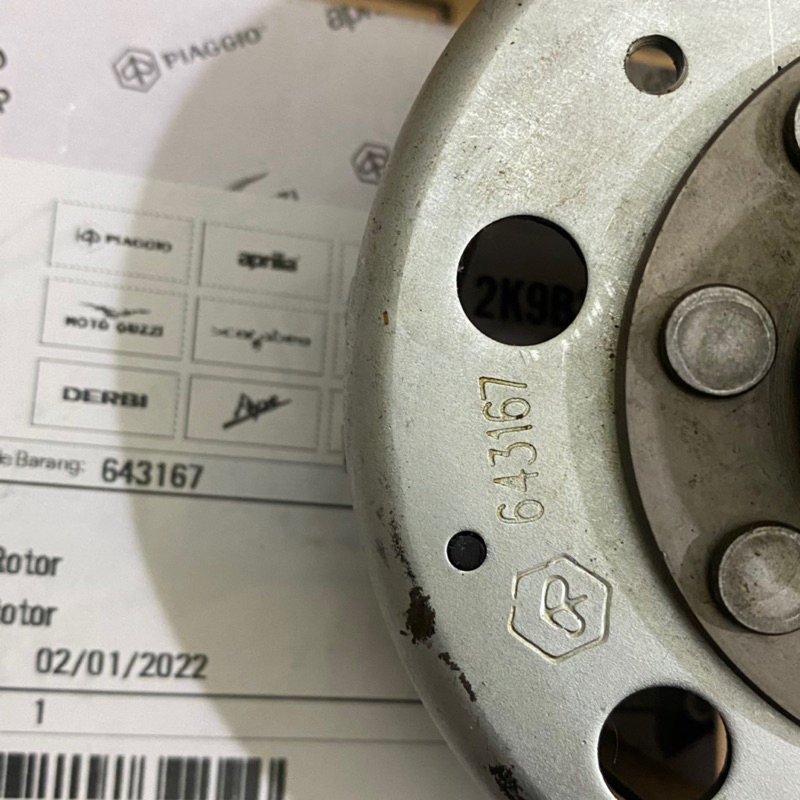 Vô lăng điện Piaggio - Vespa 2vie