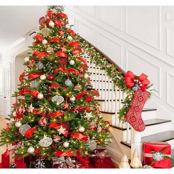 Cây Thông Giáng Sinh- Cây Thông Xanh Noel Siêu Đẹp Gía Rẻ Đủ Phụ Kiện