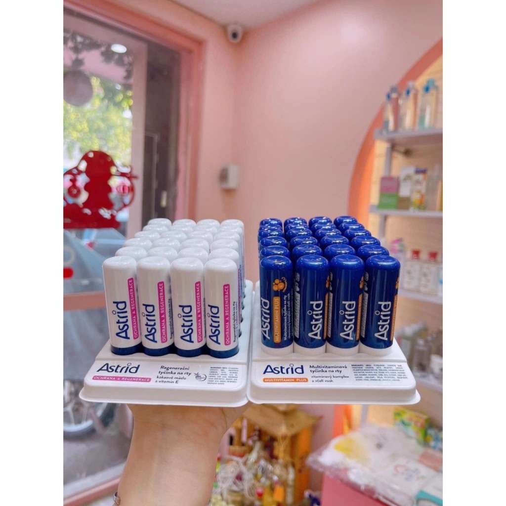 Son dưỡng môi mỡ hươu astrid 4.8g