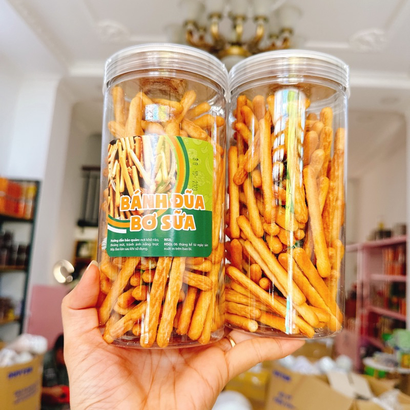 Bánh Đũa Bơ Sữa Thơm Ngon Hủ 230Gr