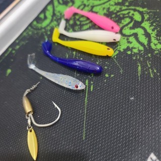  combo mồi mềm câu lure siêu nhậy cá. 1 lưỡi ar15 + 5 mồi horoai. 