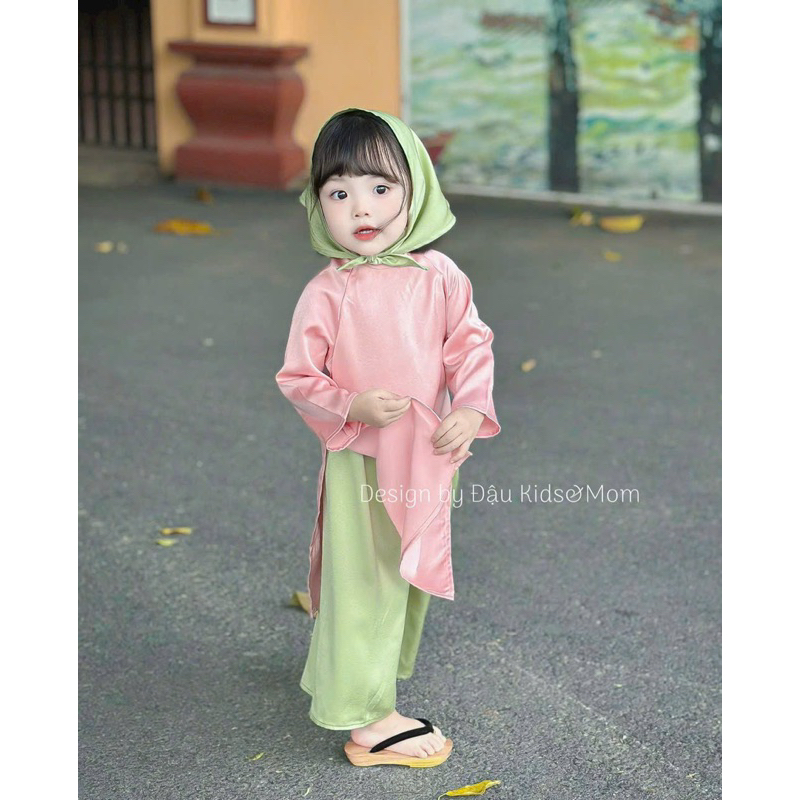Sét áo dài 3 chi tiết màu hồng quần xanh cho bé gái