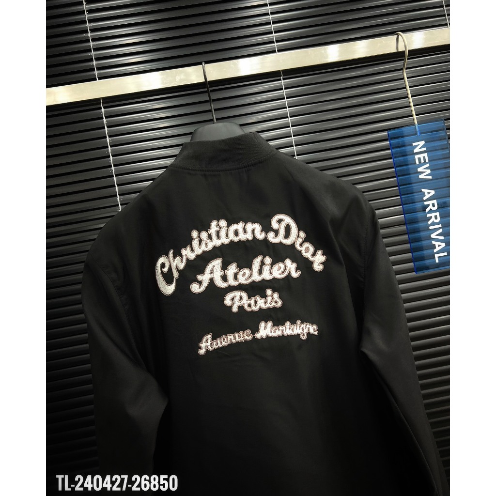 🔥Hot🔥Áo khoác gió Dior thêu chữ trước sau thiết kế hot trend Nam nữ New 2023