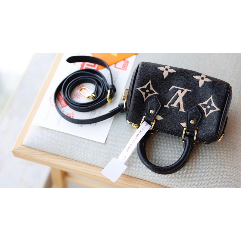 Túi Xách LV Speedy Nano Trắng Kem Đen Size 16  -  By Anh Dinh Phuong