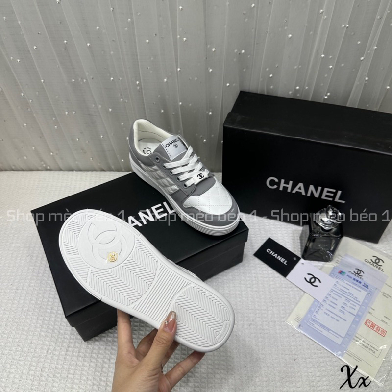 Giày thể thao cn trần chỉ viền pha logo hông fullbox