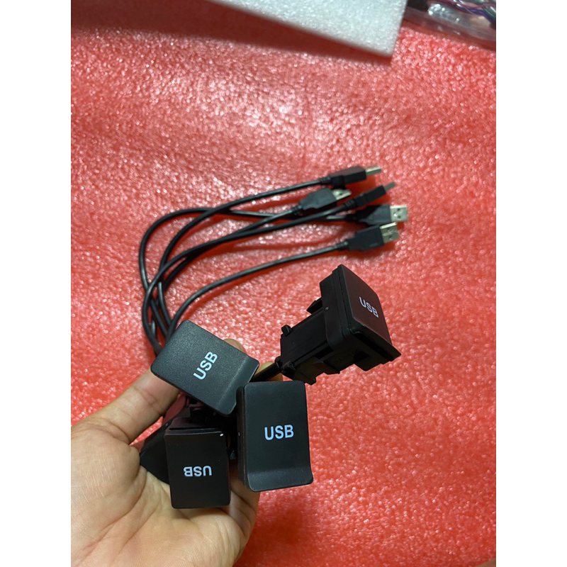 Dây nối USB chính hãng cho Mitsubishi Outlander, Xpander, Attrage, Mirage