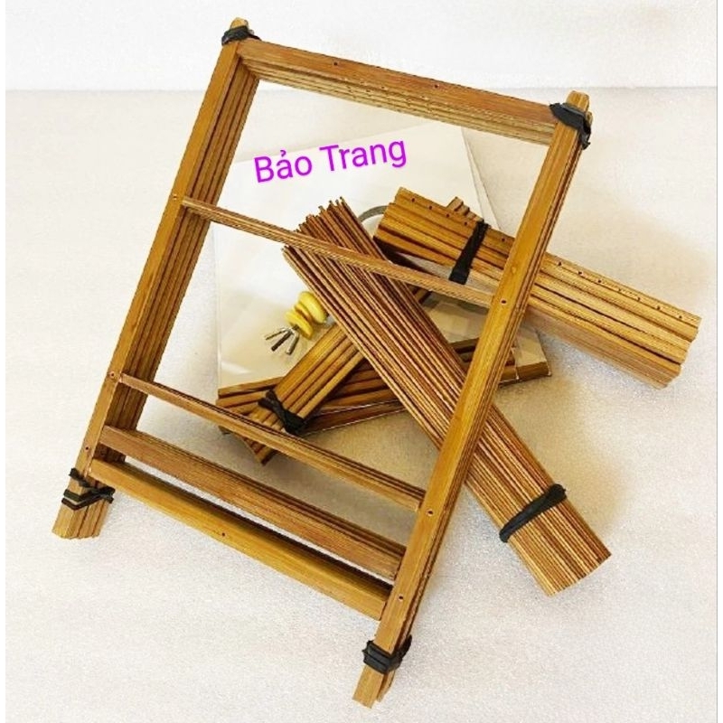 Khung lồng chim khuyên,hút mật Bảo Trang kèm móc.