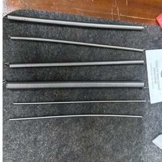 Lò xo kéo dài 200mm các kích cỡ.