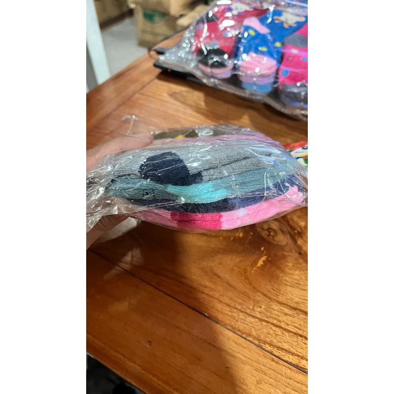 Combo 12 đôi tất xù trẻ em - hàng đẹp cao cấp