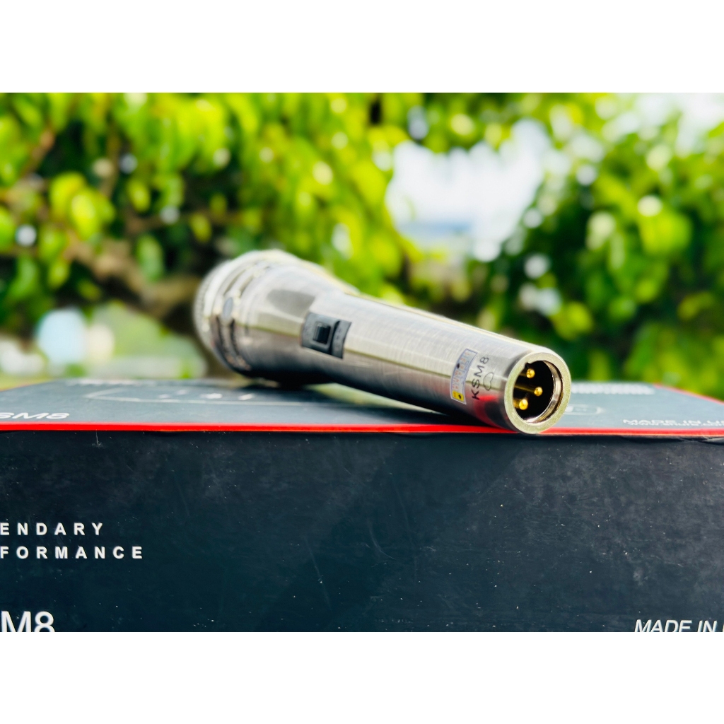 Micro có dây KSM 8 hàng cao cấp, được làm bằng hợp kim nguyên khối cứng cáp dành cho phòng karaoke gia đình