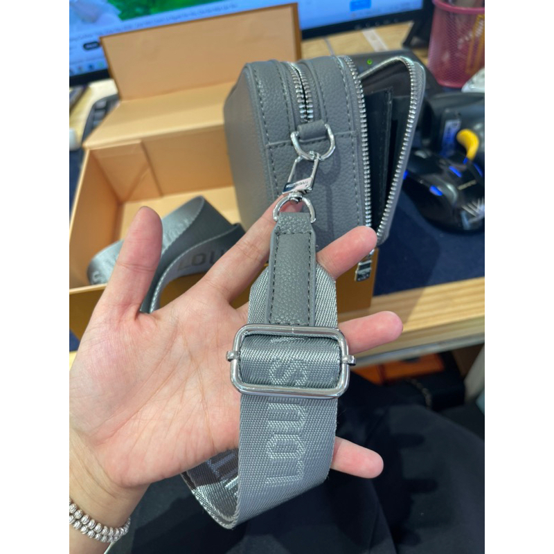 Túi đeo chéo nam thời trang cao cấp size 20x12 hàng full box vip