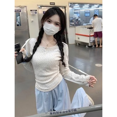 Áo Thun Nữ Dài Tay Hoa Nhí Cổ Tròn Ôm Body Phong Cách Hàn Quốc