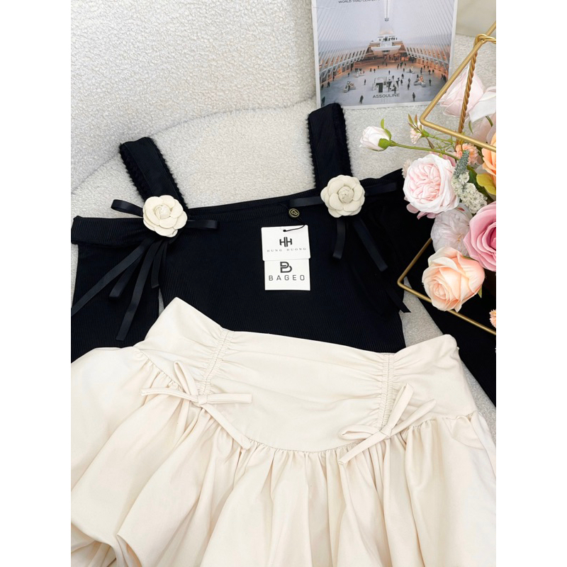 Set Áo Trễ Vai Đính Hoa Chân Váy Xếp Li TKCC BAGEO