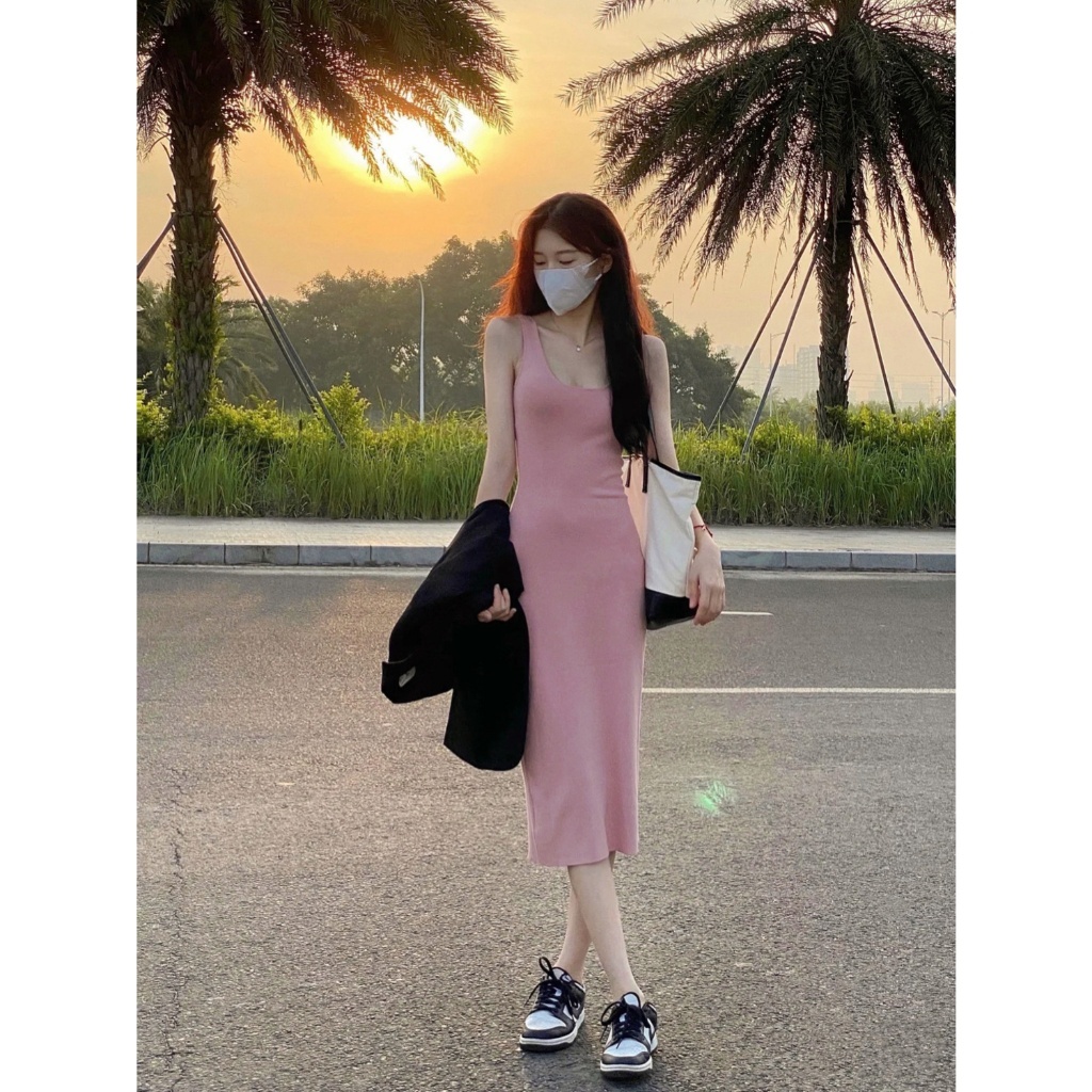 Váy len 2 dây cho nữ INFLACHI đầm dệt kim dáng dài tôn dáng che khuyết điểm len quảng châu thiết kế Hàn Quốc M277