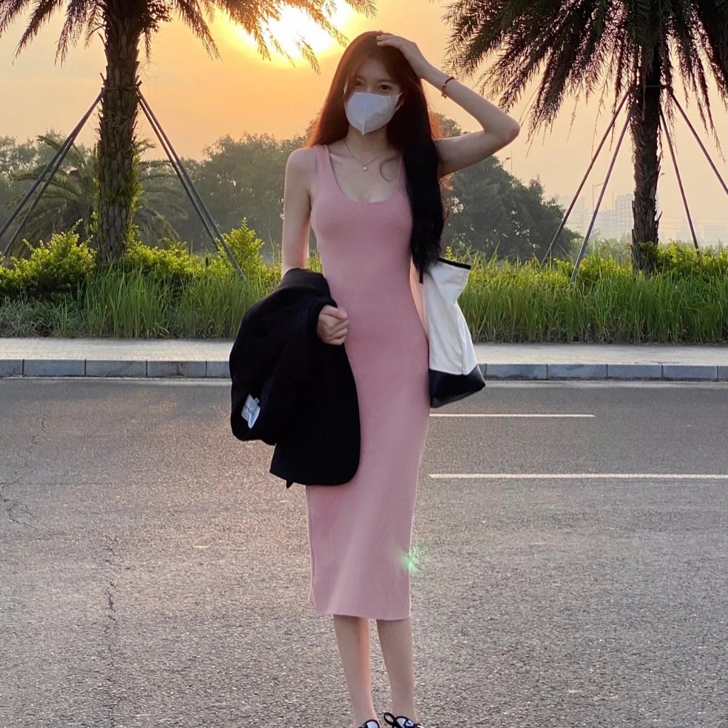 Váy len 2 dây cho nữ INFLACHI đầm dệt kim dáng dài tôn dáng che khuyết điểm len quảng châu thiết kế Hàn Quốc M277